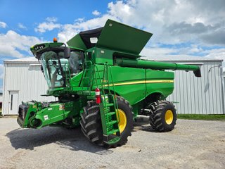 Property photo 1 - FARM EQUIPMENT AUCTION IN ALLEN COUNTY, INDIANA