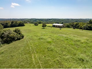Property photo 8 - HOME AND LAND AUCTION - 112.3+/-ACRES OFFERED IN 1 TRACT IN MERCER COUNTY, KENTUCKY