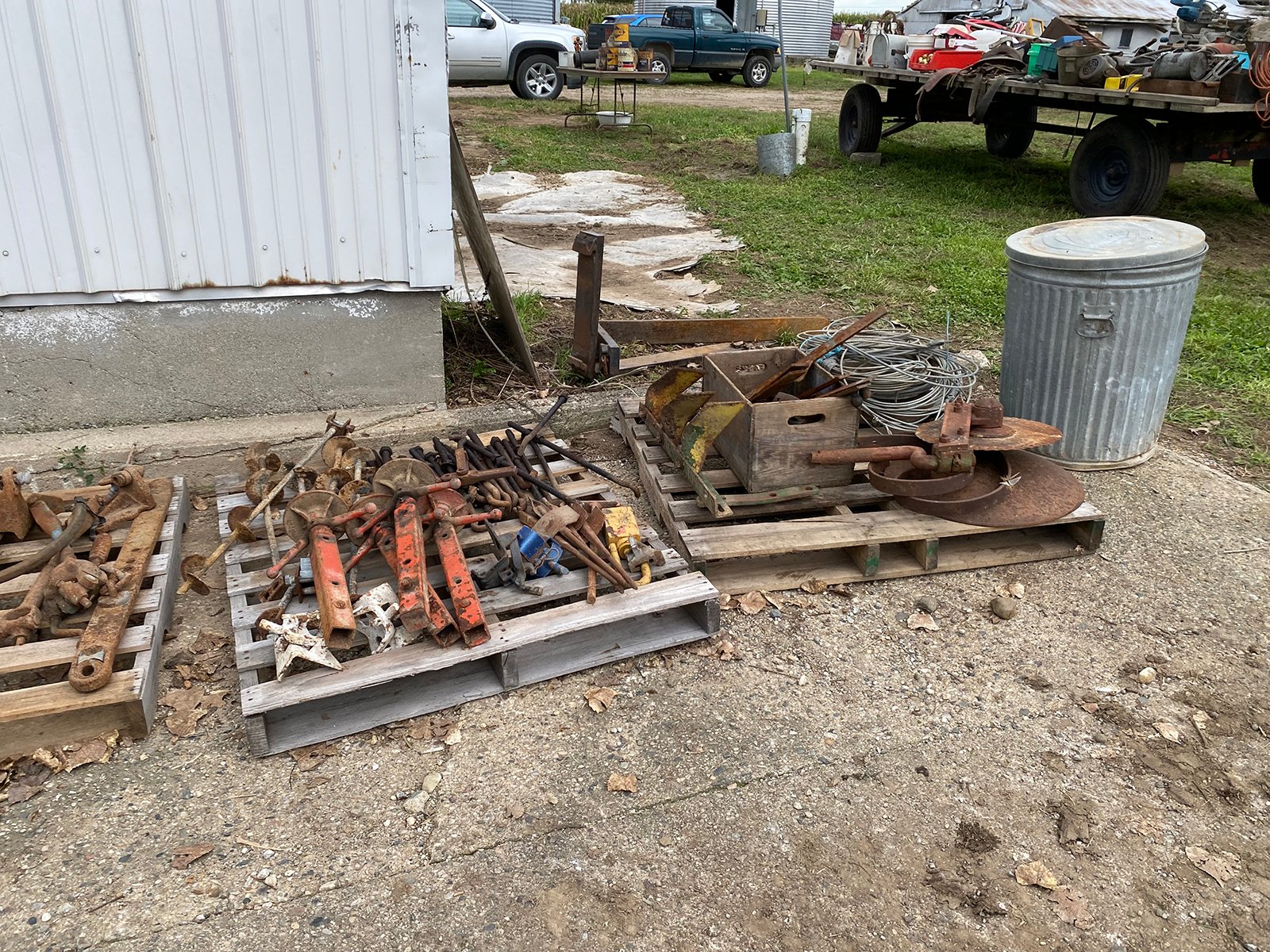 Property photo 12 - FARM EQUIPMENT AUCTION IN NOBLE COUNTY, INDIANA