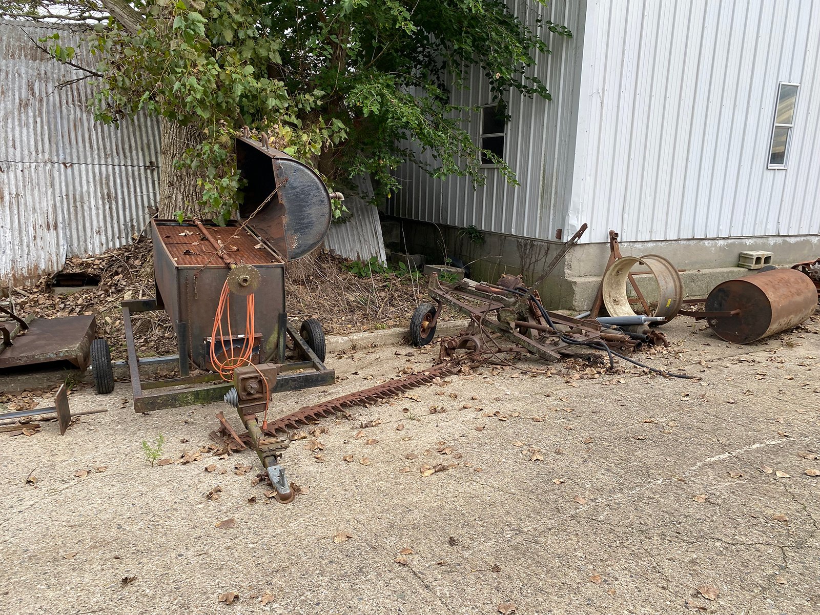 Property photo 24 - FARM EQUIPMENT AUCTION IN NOBLE COUNTY, INDIANA