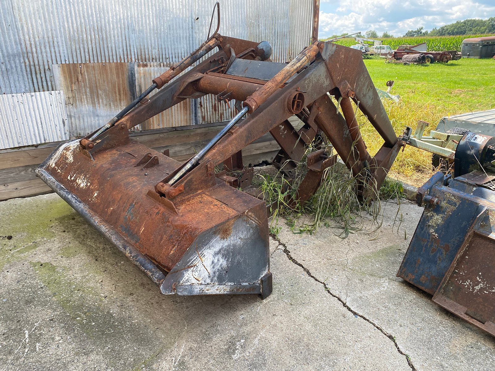 Property photo 34 - FARM EQUIPMENT AUCTION IN NOBLE COUNTY, INDIANA