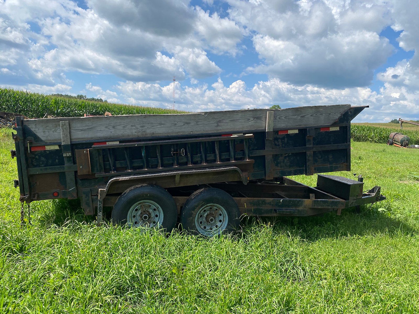 Property photo 44 - FARM EQUIPMENT AUCTION IN NOBLE COUNTY, INDIANA