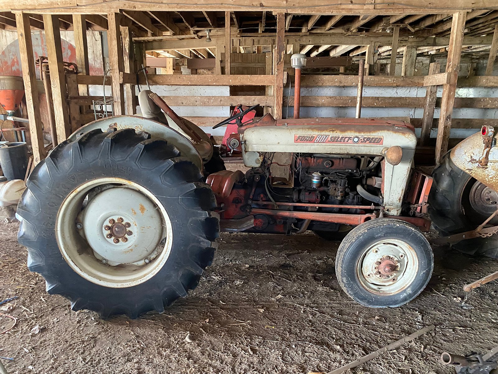 Property photo 17 - FARM EQUIPMENT AUCTION IN NOBLE COUNTY, INDIANA