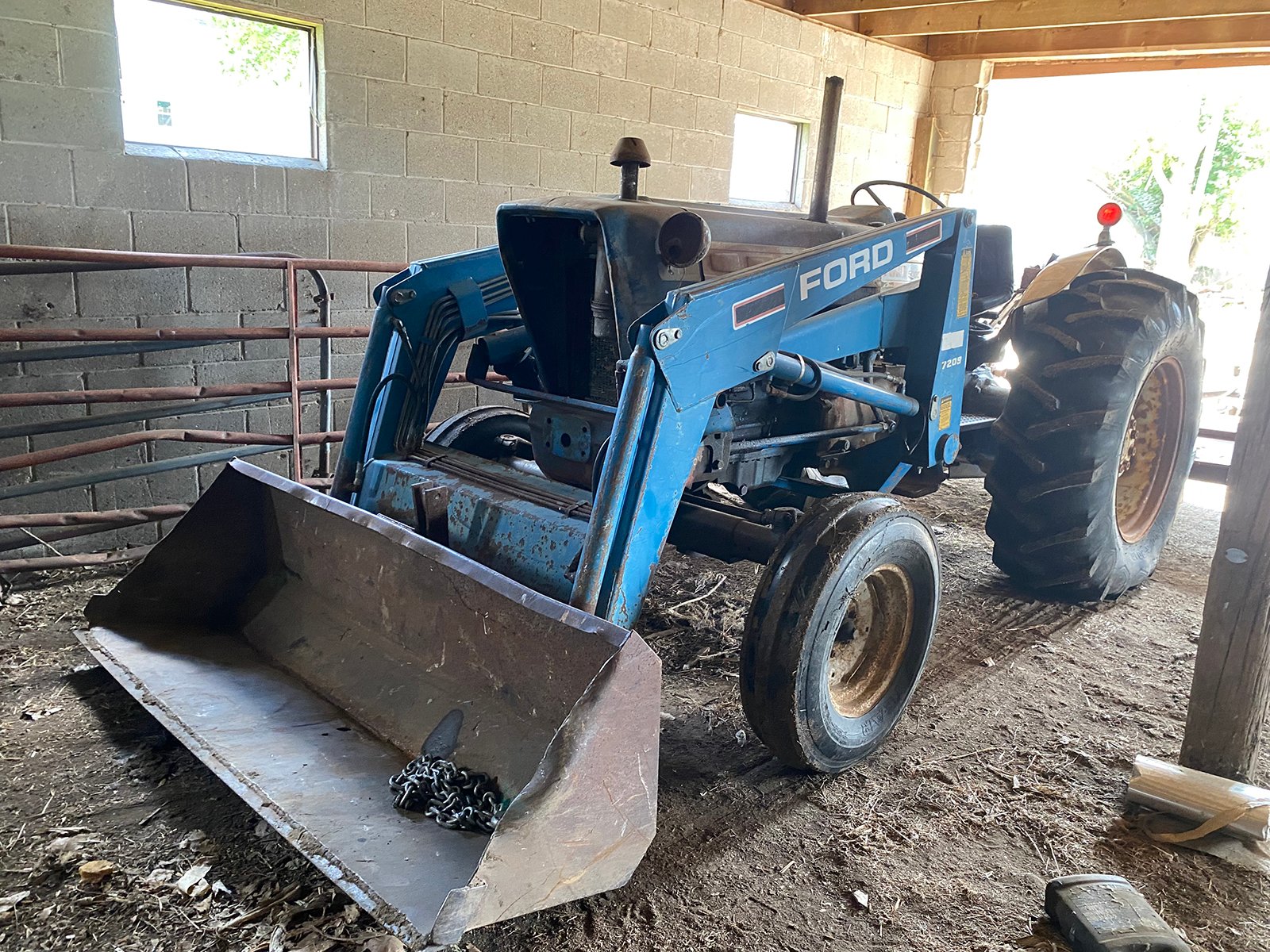 Property photo 19 - FARM EQUIPMENT AUCTION IN NOBLE COUNTY, INDIANA