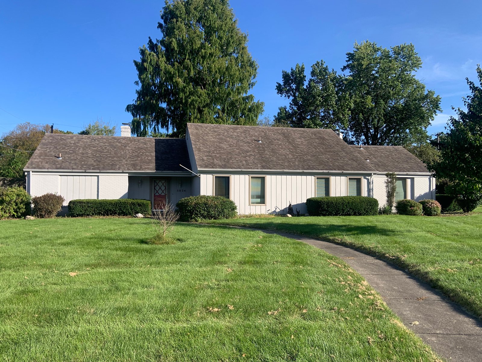 Property photo 1 - REAL ESTATE AUCTION -.5+/-ACRES OFFERED IN 1 TRACT IN ALLEN COUNTY, INDIANA