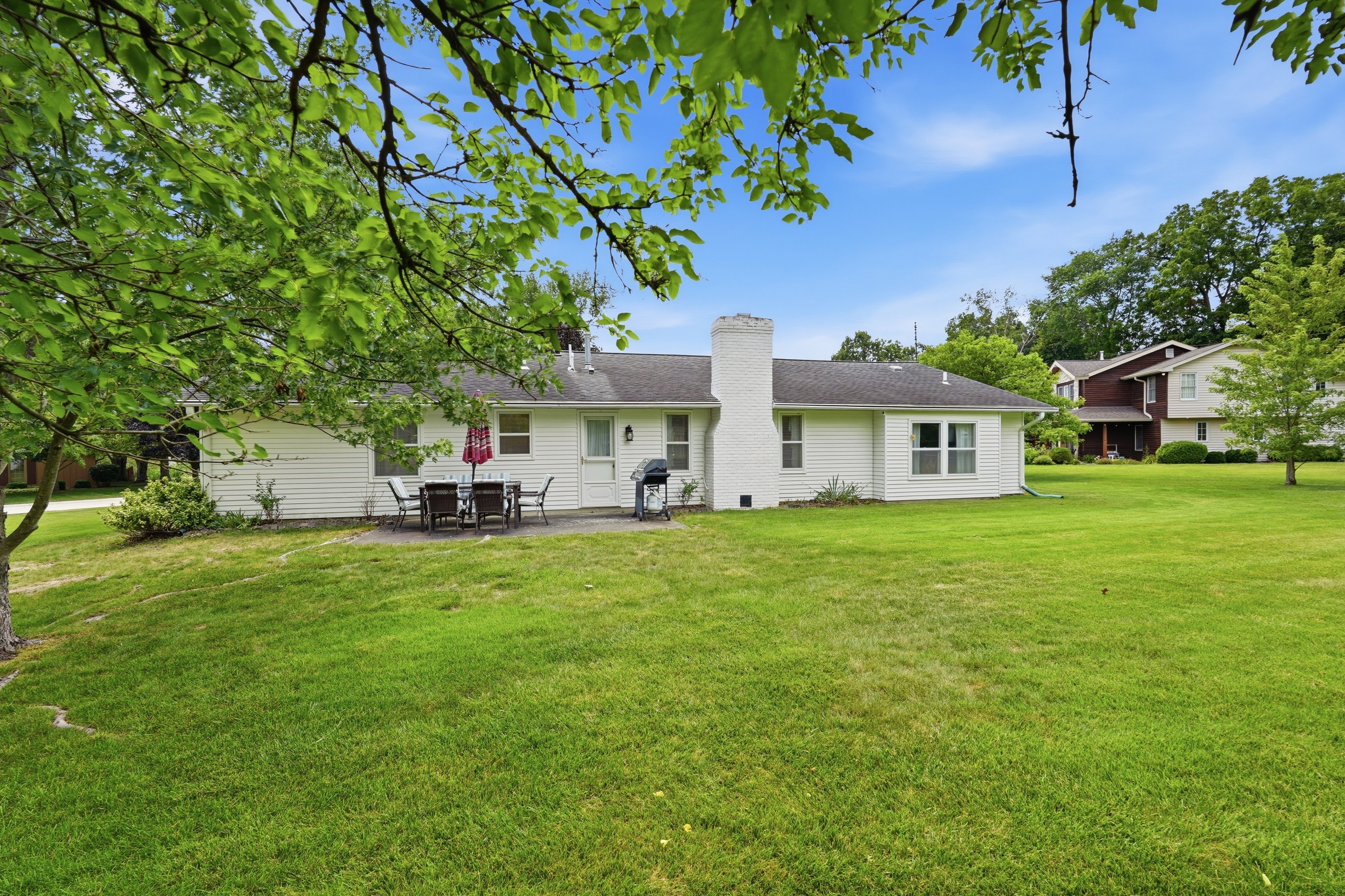 Property photo 6 - TIMED ONLINE ONLY REAL ESTATE AUCTION IN ALLEN COUNTY, INDIANA