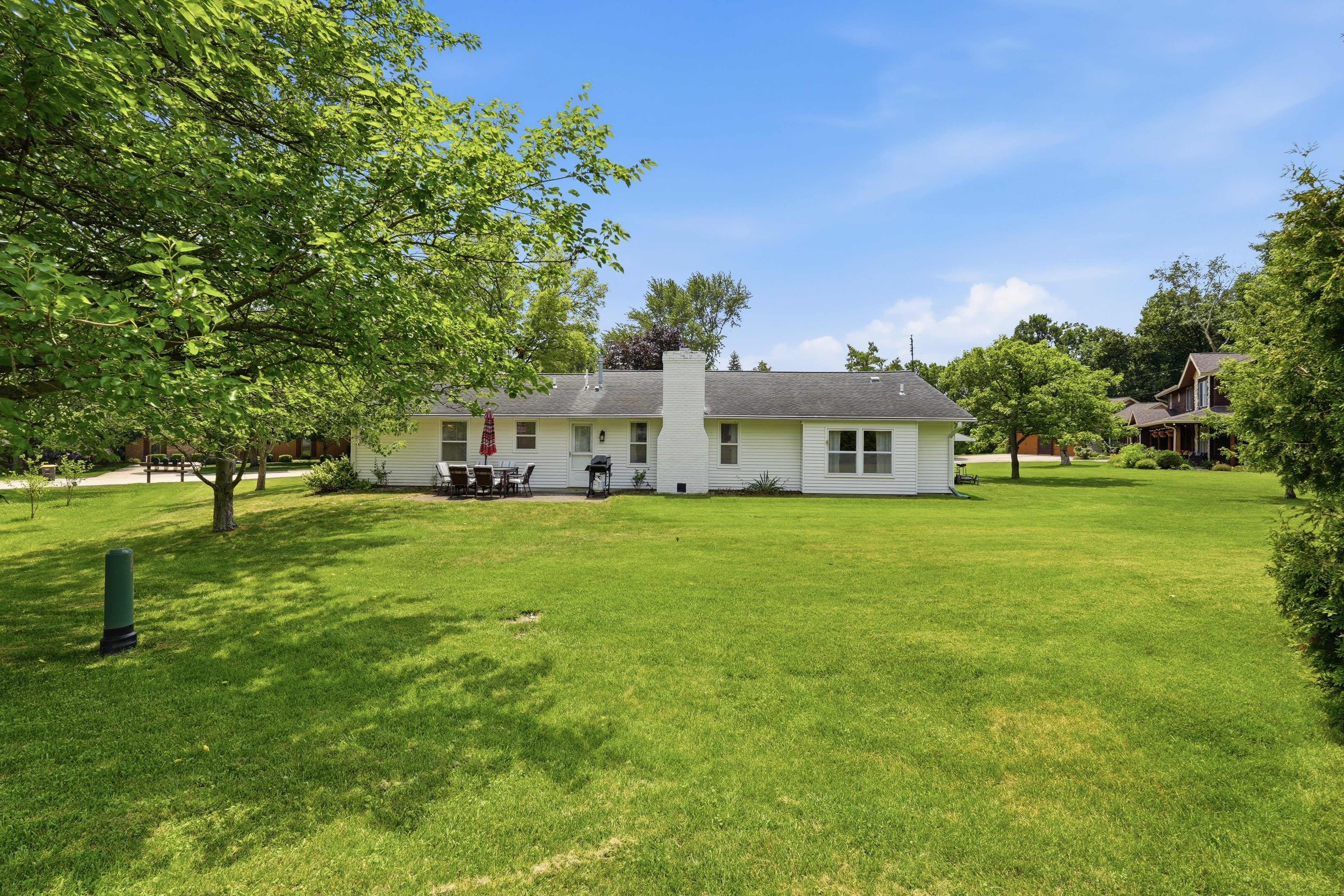 Property photo 2 - TIMED ONLINE ONLY REAL ESTATE AUCTION IN ALLEN COUNTY, INDIANA