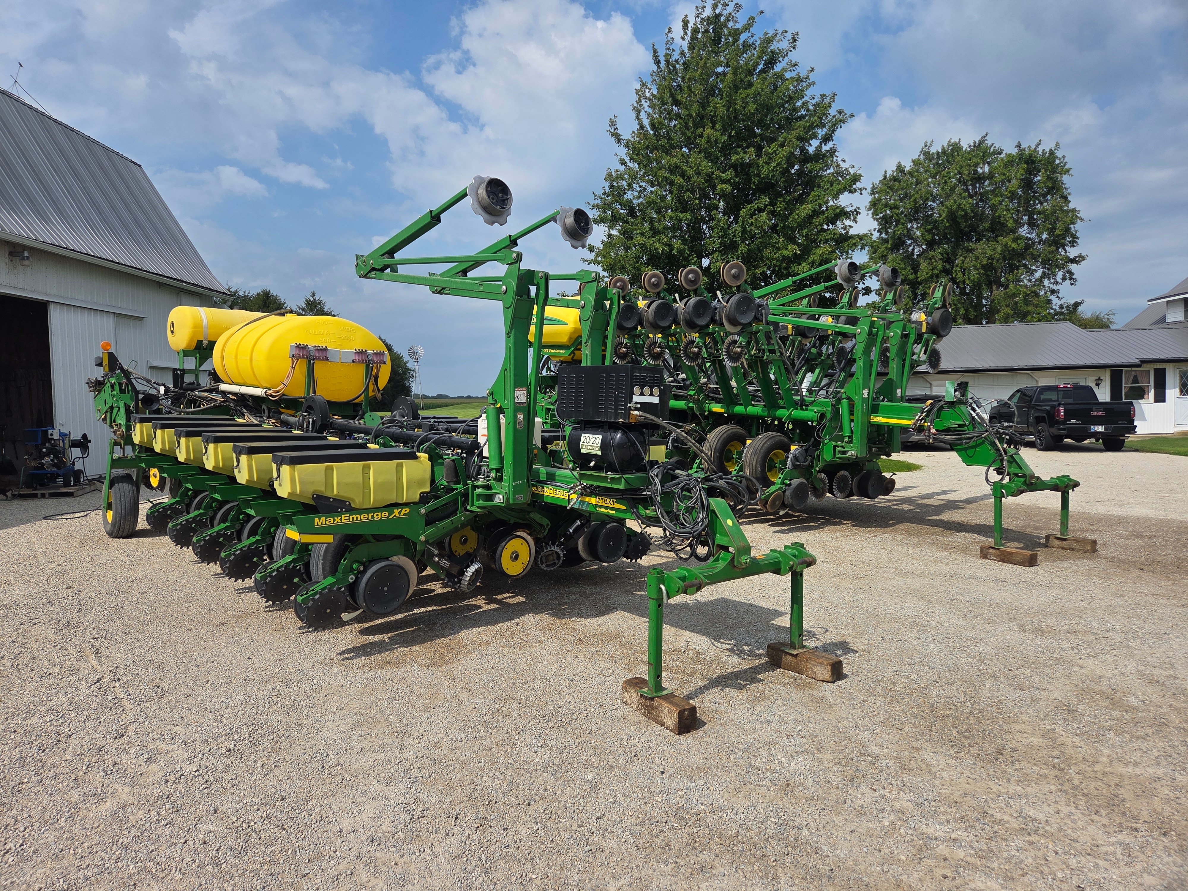 Property photo 24 - FARM EQUIPMENT AUCTION IN ADAMS COUNTY, INDIANA