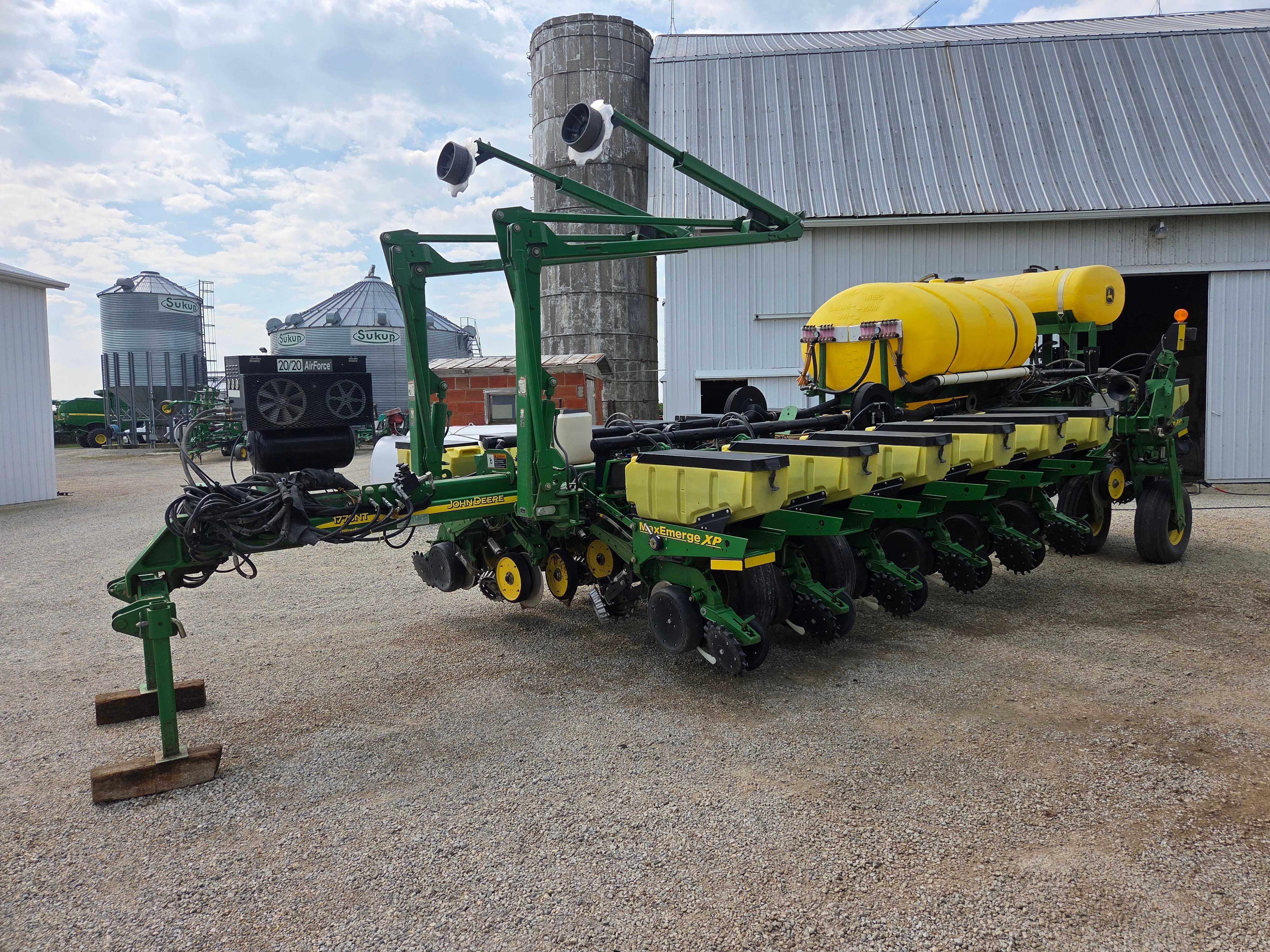 Property photo 27 - FARM EQUIPMENT AUCTION IN ADAMS COUNTY, INDIANA