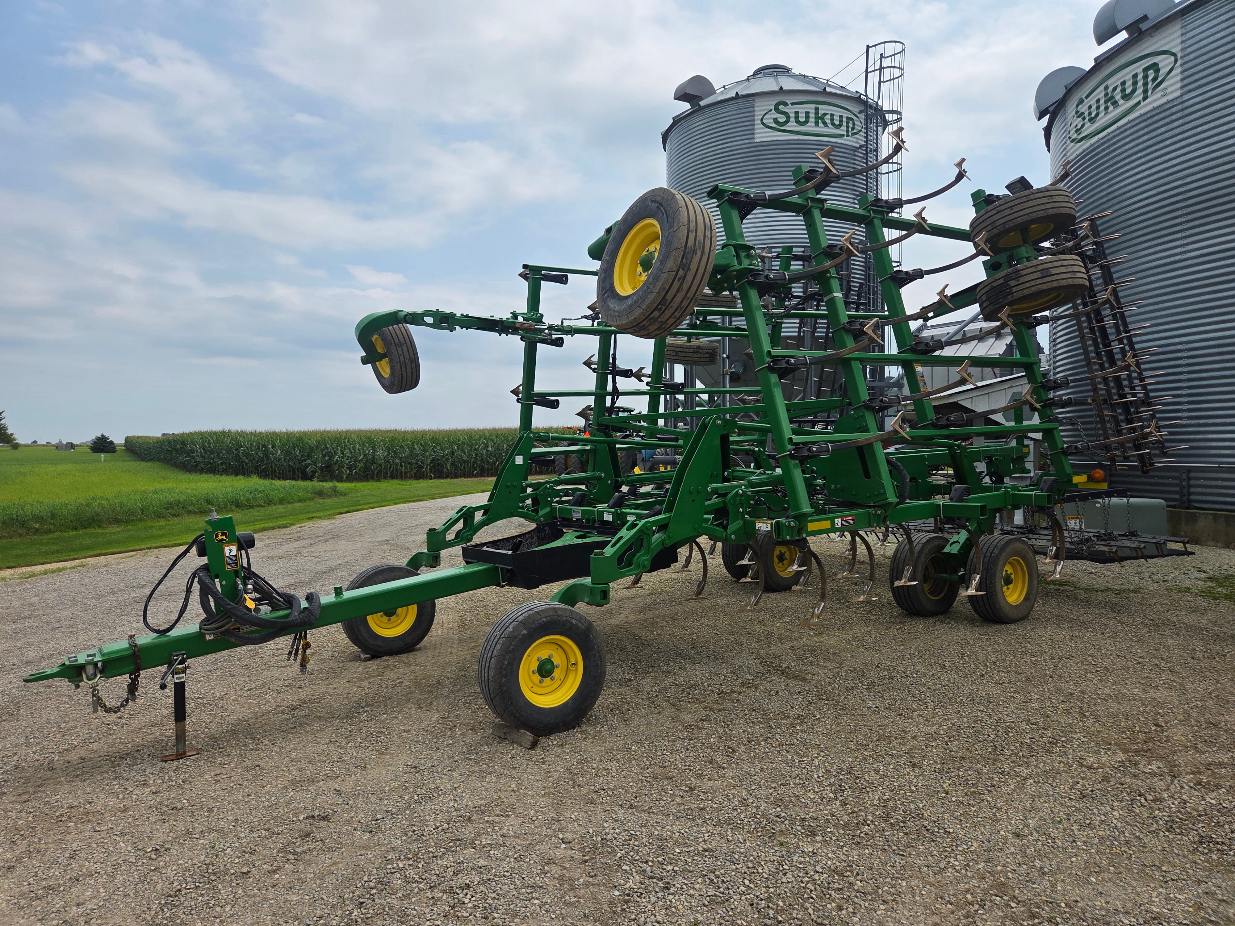 Property photo 8 - FARM EQUIPMENT AUCTION IN ADAMS COUNTY, INDIANA