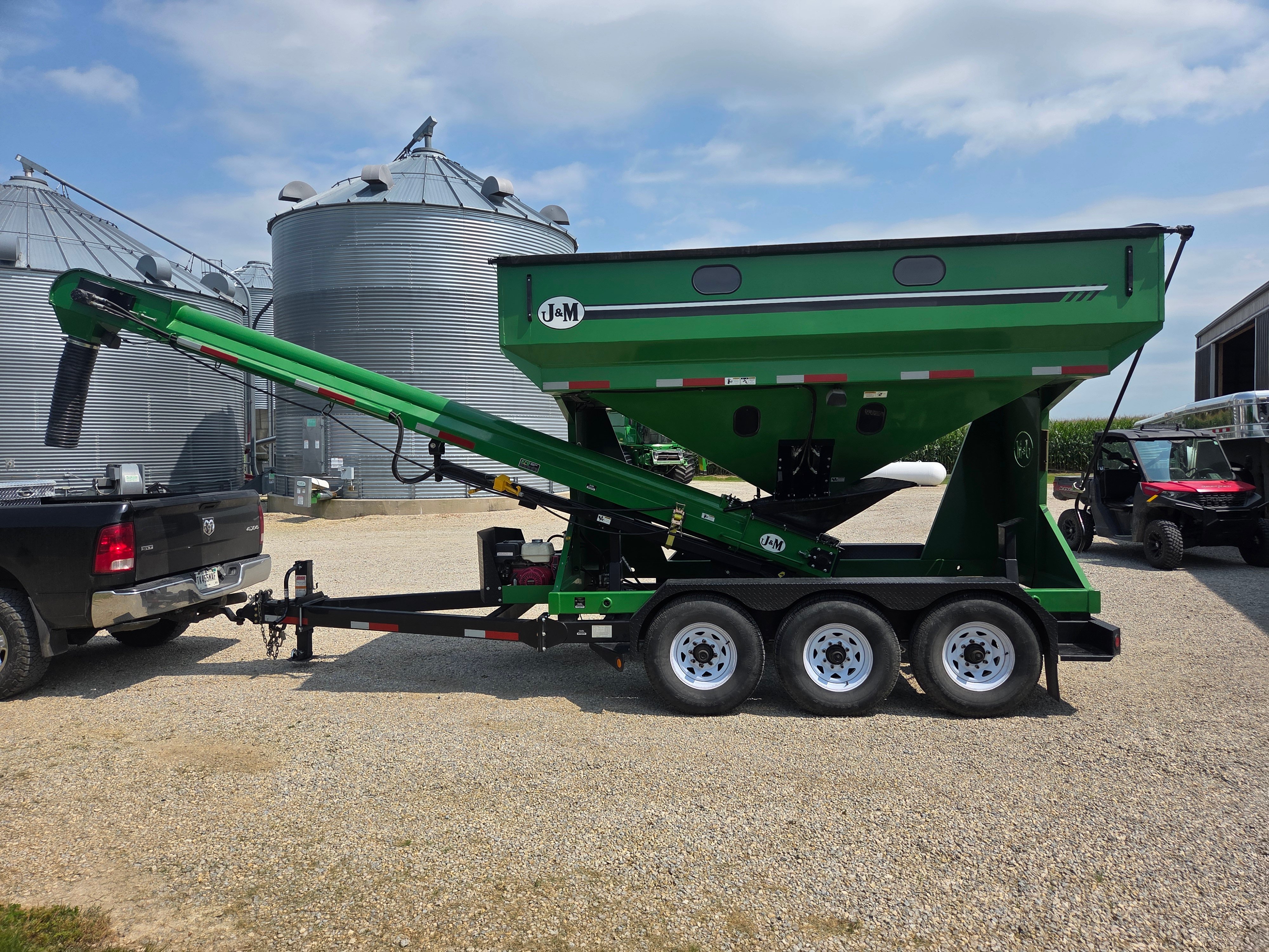 Property photo 10 - FARM EQUIPMENT AUCTION IN ADAMS COUNTY, INDIANA
