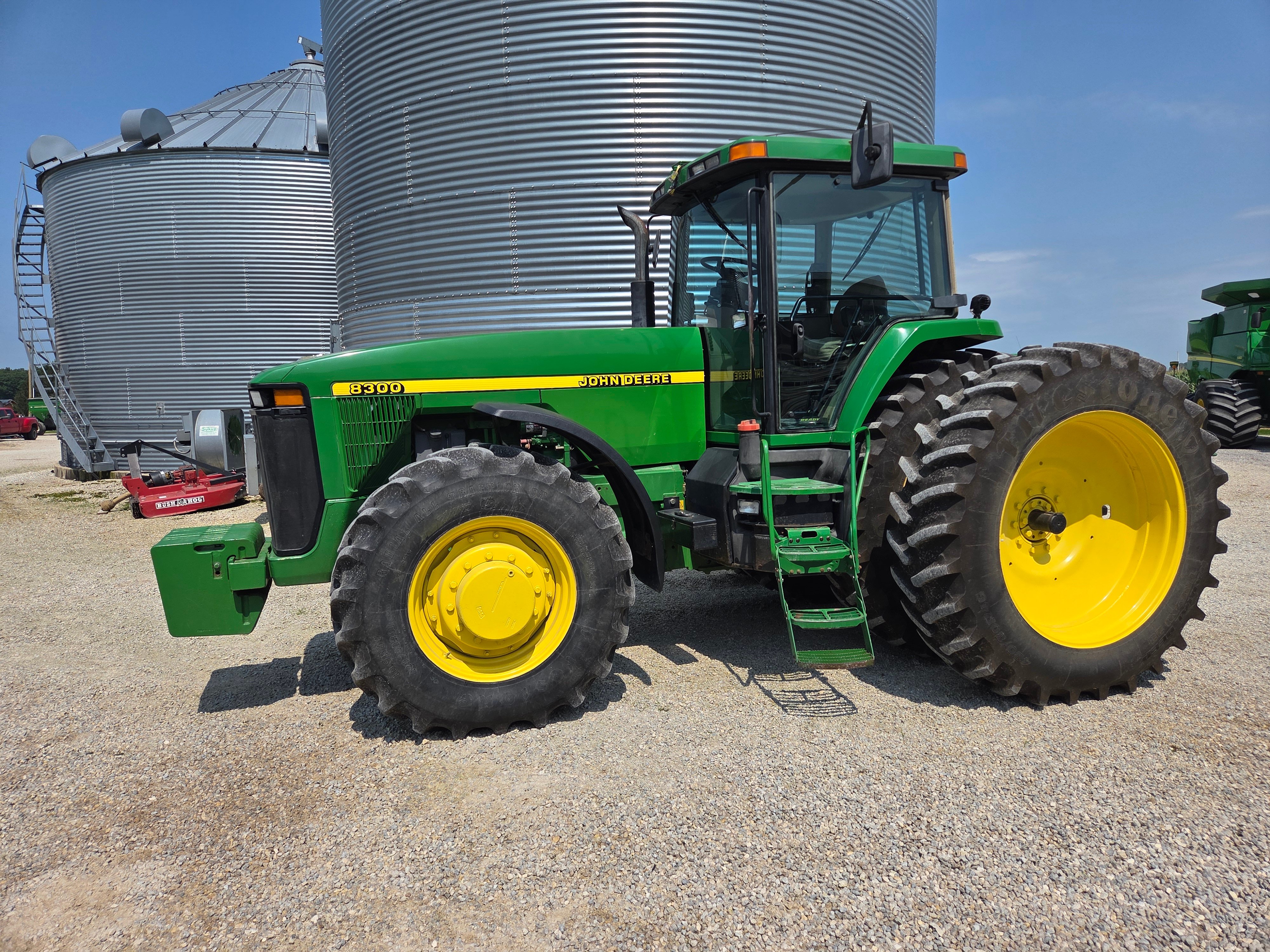 Property photo 12 - FARM EQUIPMENT AUCTION IN ADAMS COUNTY, INDIANA