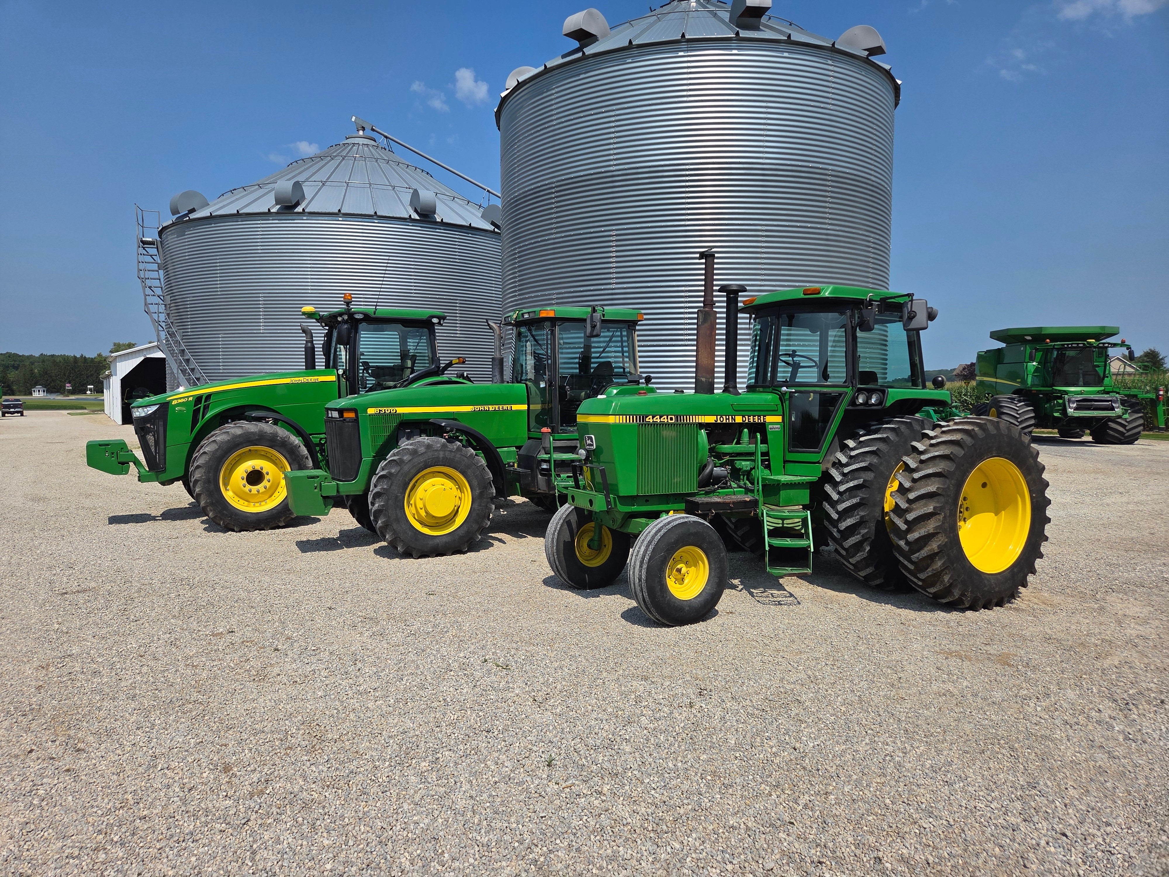 Property photo 1 - FARM EQUIPMENT AUCTION IN ADAMS COUNTY, INDIANA