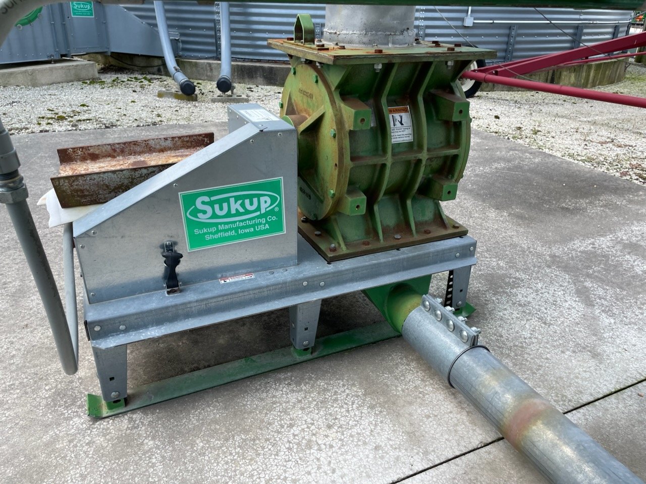 Property photo 22 - FARM EQUIPMENT AUCTION IN ADAMS COUNTY, INDIANA
