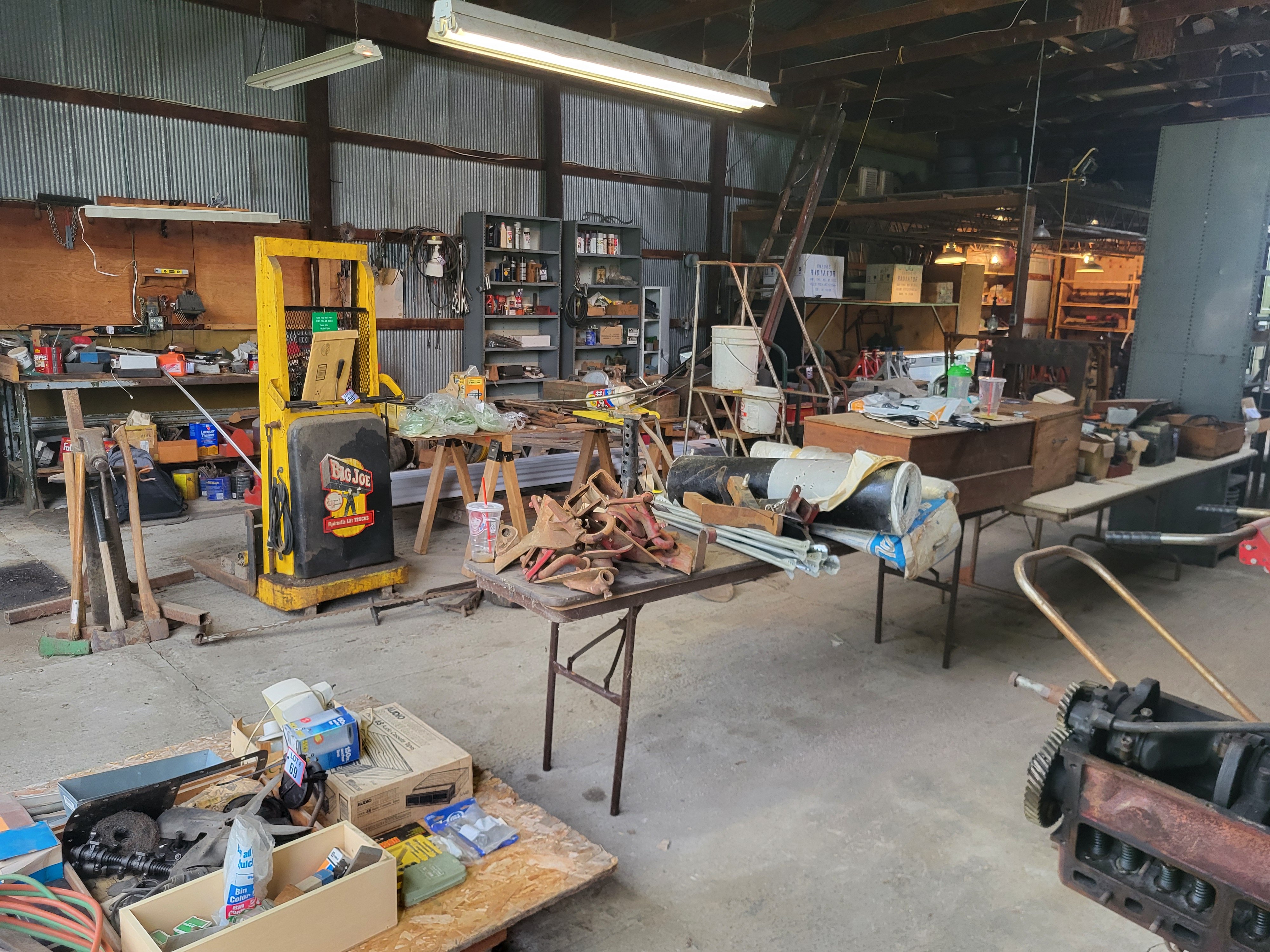 Property photo 20 - TIMED ONLINE ONLY PERSONAL PROPERTY AUCTION IN ALLEN COUNTY, INDIANA