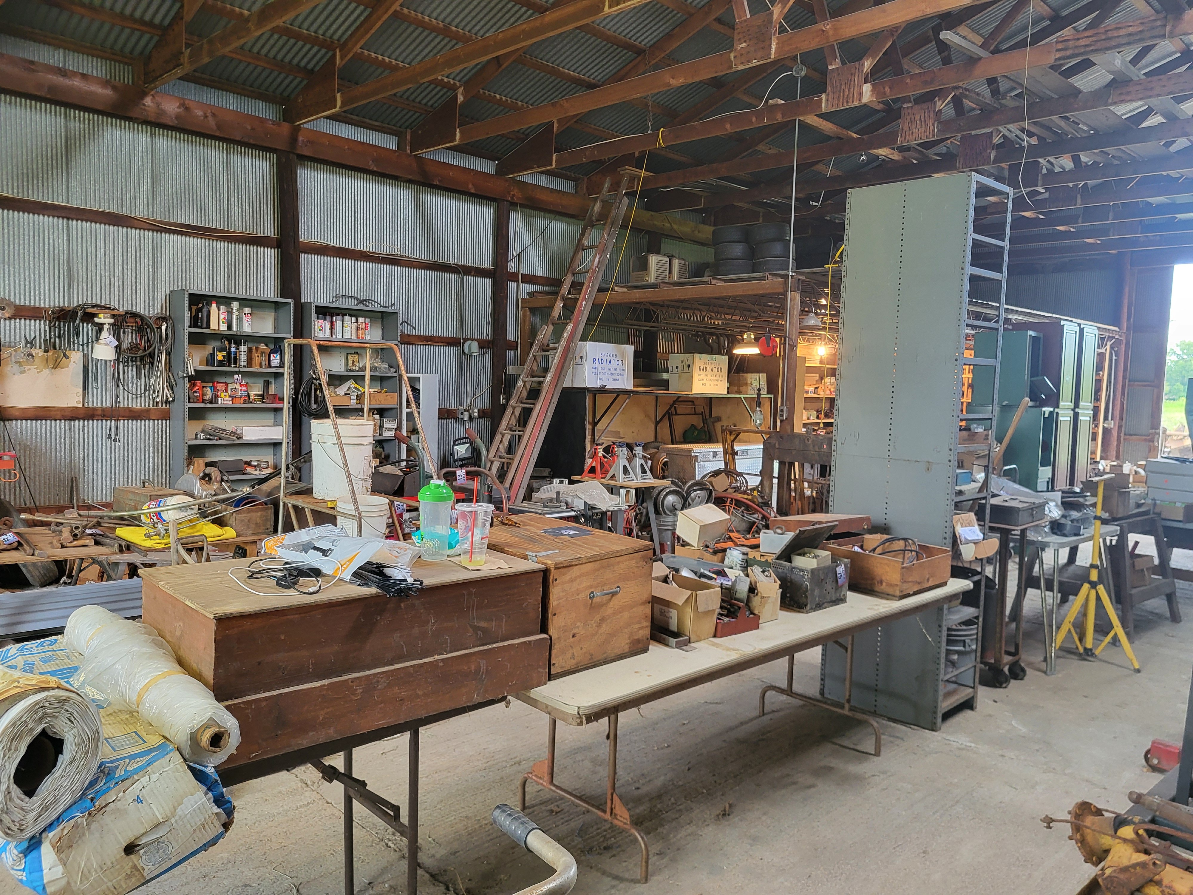 Property photo 18 - TIMED ONLINE ONLY PERSONAL PROPERTY AUCTION IN ALLEN COUNTY, INDIANA