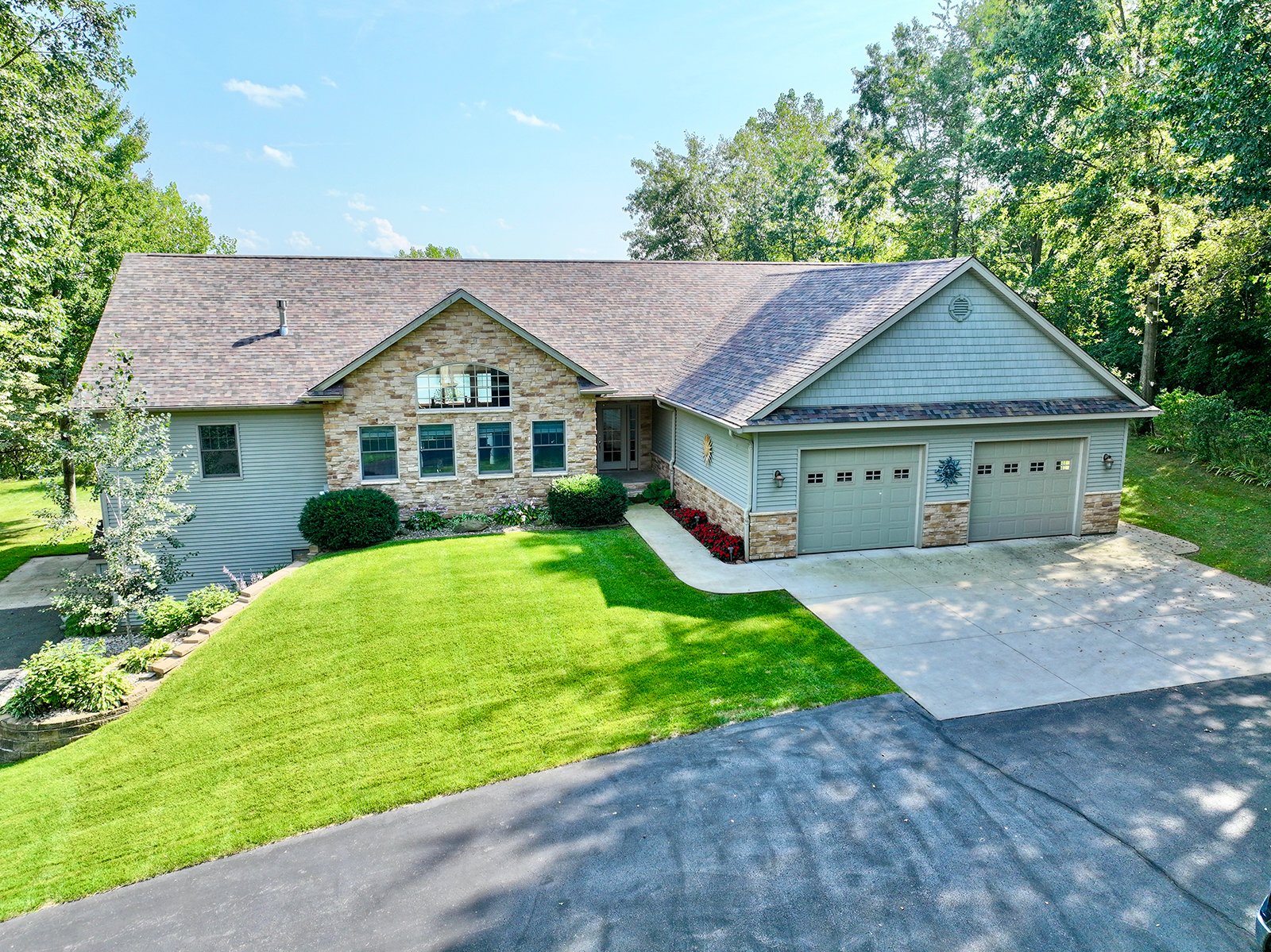 Property photo 1 - REAL ESTATE AUCTION - 5+/-ACRES OFFERED IN 1 TRACT IN LAGRANGE COUNTY, INDIANA