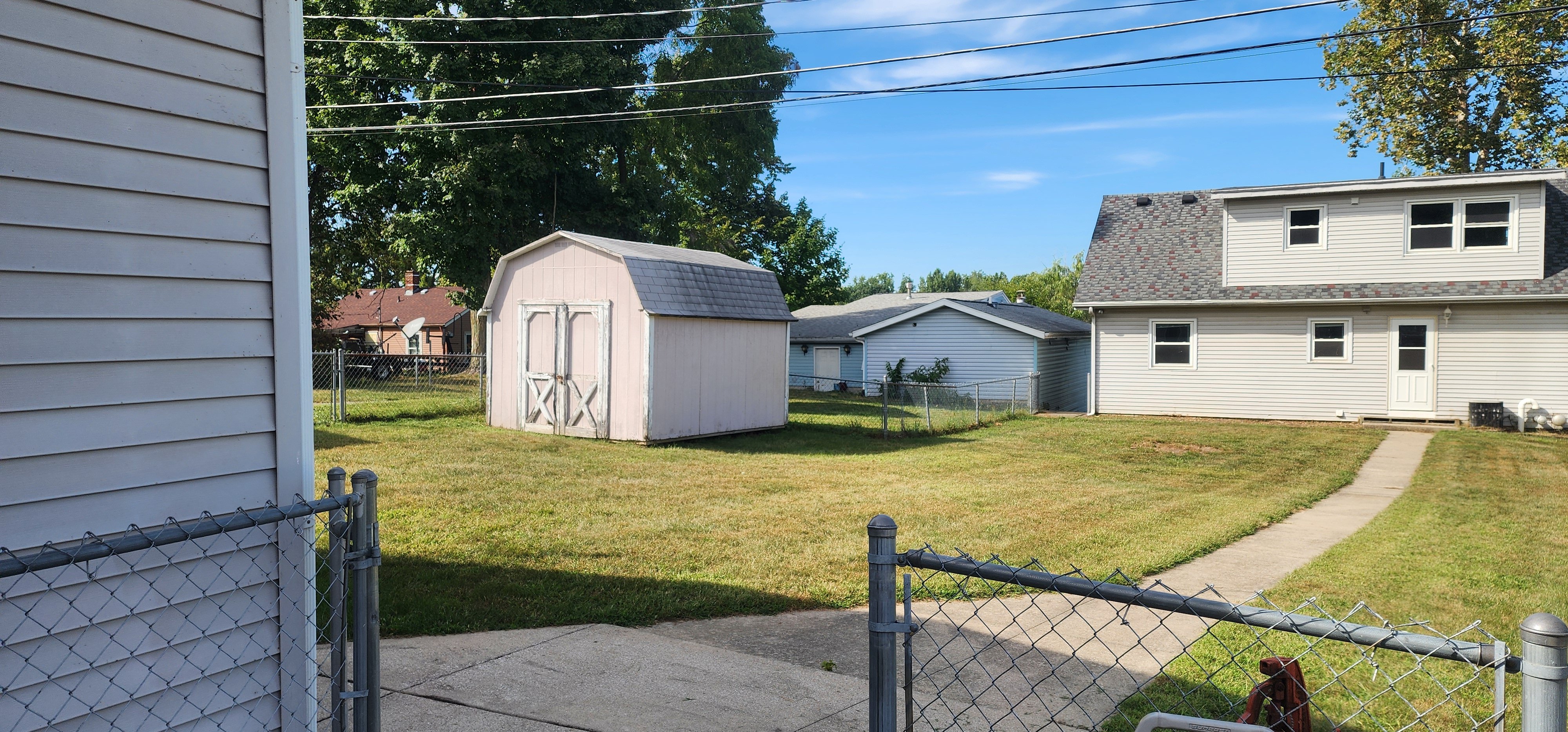 Property photo 20 - TIMED ONLINE ONLY REAL ESTATE AUCTION IN WHITLEY COUNTY, INDIANA