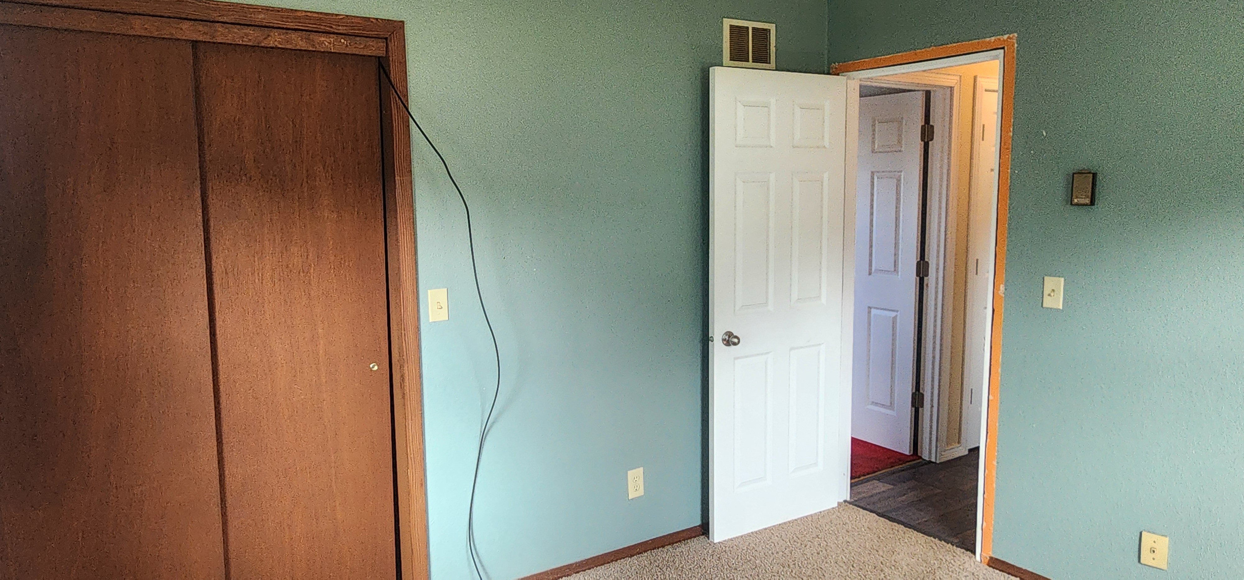 Property photo 86 - TIMED ONLINE ONLY REAL ESTATE AUCTION IN WHITLEY COUNTY, INDIANA