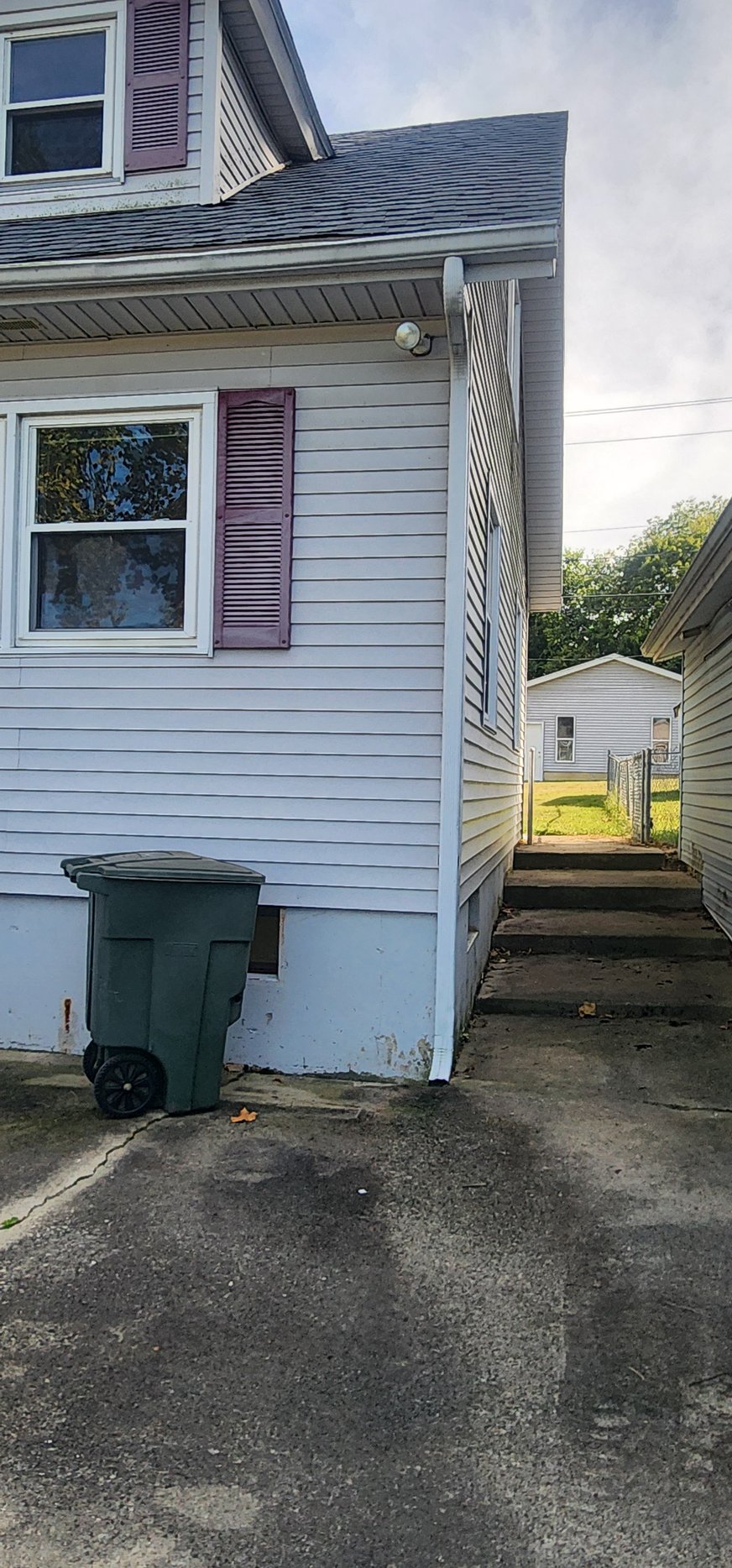 Property photo 27 - TIMED ONLINE ONLY REAL ESTATE AUCTION IN WHITLEY COUNTY, INDIANA