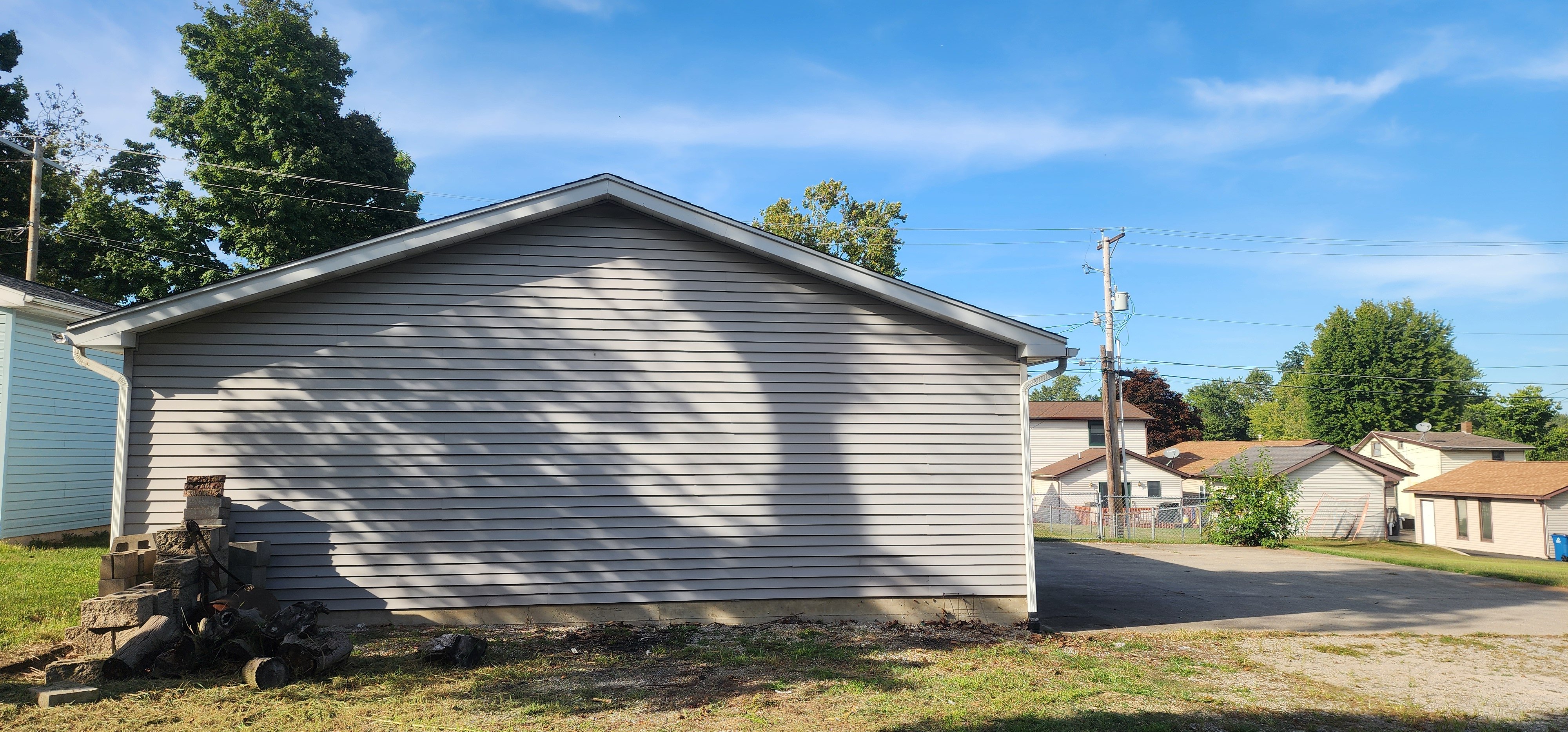 Property photo 34 - TIMED ONLINE ONLY REAL ESTATE AUCTION IN WHITLEY COUNTY, INDIANA