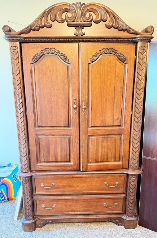 Property photo 1 - TIMED ONLINE PERSONAL PROPERTY AUCTION IN NOBLE COUNTY, INDIANA