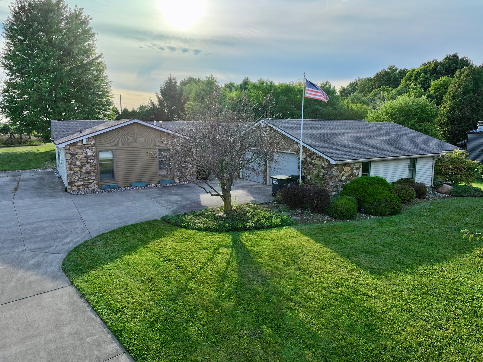 Property photo 11 - REAL ESTATE AUCTION - .61+/-ACRES OFFERED IN 1 TRACT IN NOBLE COUNTY, INDIANA