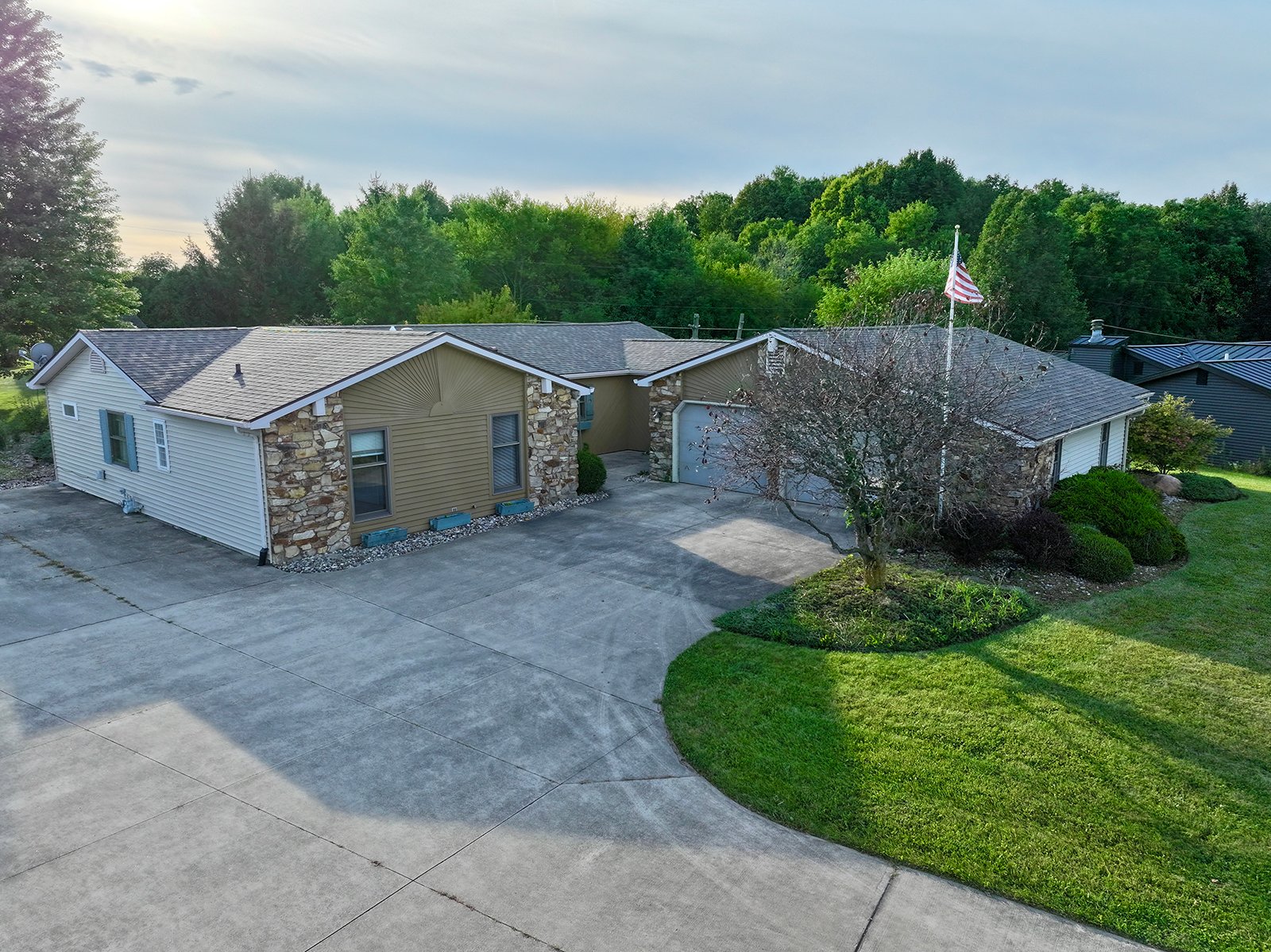Property photo 12 - REAL ESTATE AUCTION - .61+/-ACRES OFFERED IN 1 TRACT IN NOBLE COUNTY, INDIANA