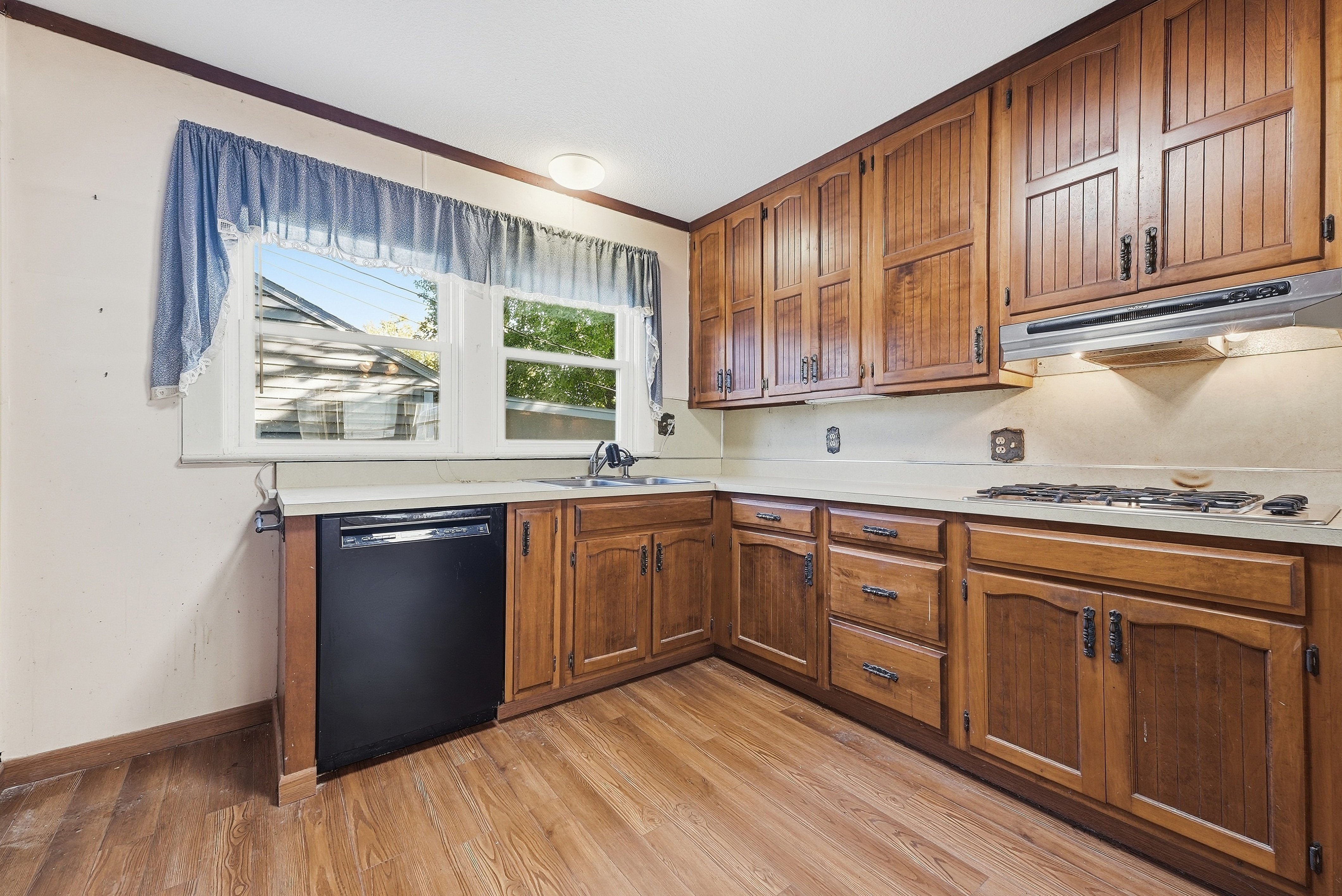 Property photo 12 - TIMED ONLINE ONLY REAL ESTATE AUCTION IN DEKALB COUNTY, INDIANA