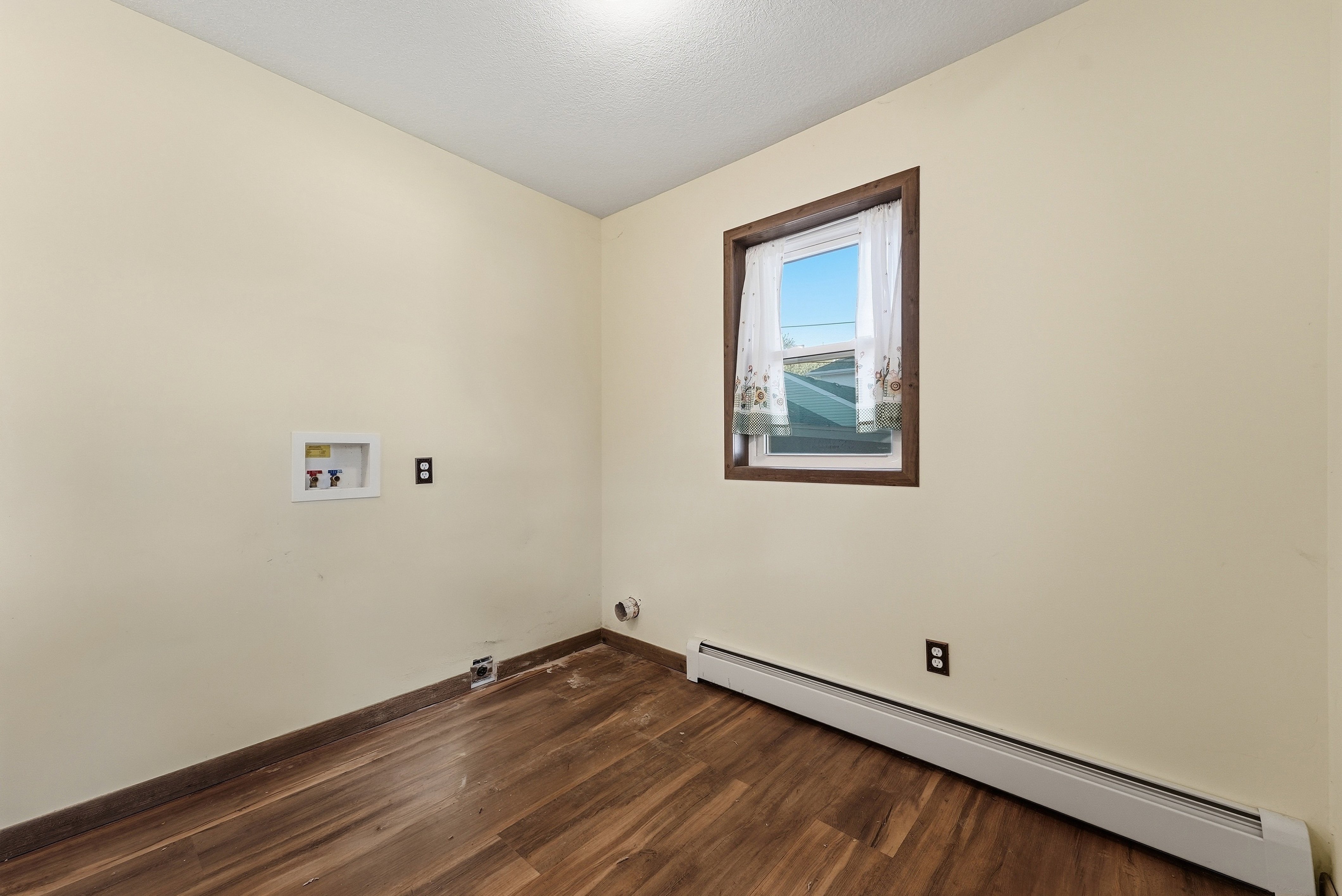 Property photo 16 - TIMED ONLINE ONLY REAL ESTATE AUCTION IN DEKALB COUNTY, INDIANA