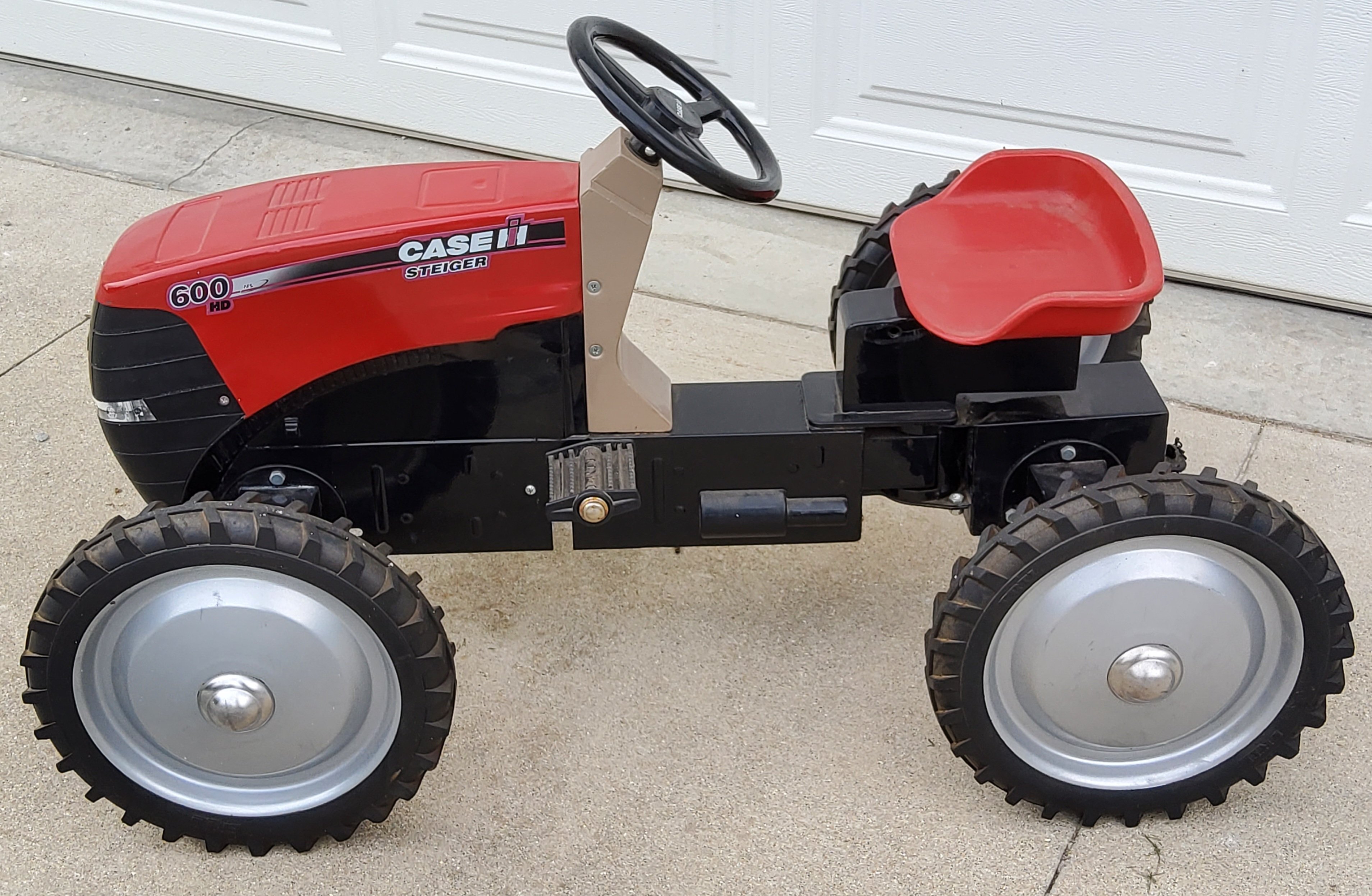 Property photo 17 - TIMED ONLINE ONLY PERSONAL PROPERTY AUCTION IN WHITLEY COUNTY, INDIANA