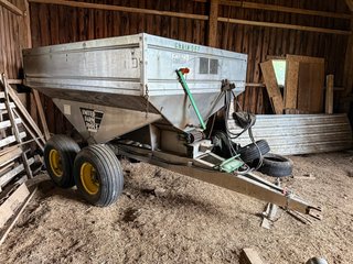 Property photo 8 - FARM EQUIPMENT AUCTION IN CALHOUN COUNTY, MICHIGAN