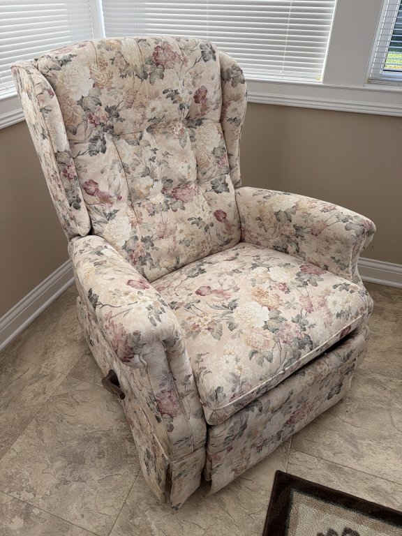 Property photo 6 - TIMED ONLINE ONLY PERSONAL PROPERTY AUCTION IN ALLEN COUNTY, INDIANA