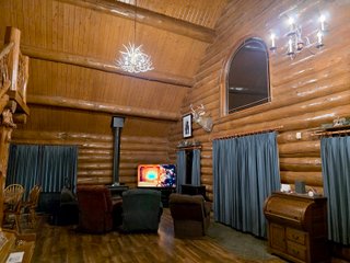 Beautiful, Secluded Setting Southwest of Huntington
8.03+/- Acres with Access from County Road 400 W
House is a 3,900 square foot, log home built in 2004.
<li>4 BEDROOMS
<li>4 BATHS
<li>2 CAR GARAGE
<li>LARGE WOOD DECK
<li>1.5+/- ACRE POND
<li>1,232 SQUARE FOOT POLE BARN
<li>BUILT IN 2007. CONCRETE FLOOR WITH ATTIC TRUSSES. - REAL ESTATE FOR SALE - 8.03+/-ACRES IN HUNTINGTON COUNTY, INDIANA