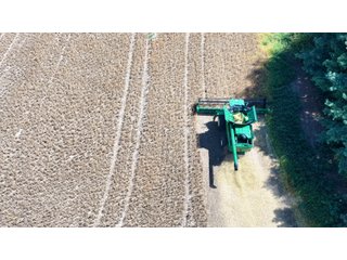 <LI>Located between Walton & Galveston, IN; Just East of US 35
<LI>152.74+/- Acres - Section 21, Jackson Township, Cass County, IN
<LI>Some Excellent Quality Soils
<LI>Frontage on S Lincoln Pike
<LI>Frontage on Deer Creek
<LI>Recreation Possibilities<BR><BR>
<B>FSA Info:</B> Farm 4759
<LI><B>Farmland:</B> 147.46 Acres
<LI><B>Cropland:</B> 119.03 Acres
<LI><B>DCP Cropland:</B> 123.33 Acres
<LI>Corn Base 34.73 Acres
<LI><B>PLC Yield:</B> 176 Bushel
<LI><B>Soybean Base:</B> 75.6 Acres
<LI><B>PLC Yield:</B> 50 Bushel
CRP Program
<LI><B>CP 33</B> - 11.1 Acres @ 194/Acre Expires 9-30-30<BR><BR>
<B>Real Estate Taxes</B> $3921.53/Year - LAND FOR SALE -152.74+/-ACRES IN CASS COUNTY, INDIANA