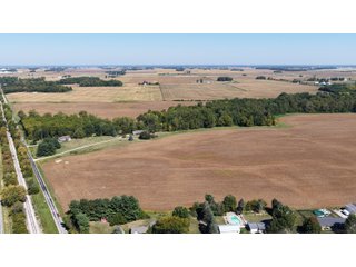 <LI>Located between Walton & Galveston, IN; Just East of US 35
<LI>152.74+/- Acres - Section 21, Jackson Township, Cass County, IN
<LI>Some Excellent Quality Soils
<LI>Frontage on S Lincoln Pike
<LI>Frontage on Deer Creek
<LI>Recreation Possibilities<BR><BR>
<B>FSA Info:</B> Farm 4759
<LI><B>Farmland:</B> 147.46 Acres
<LI><B>Cropland:</B> 119.03 Acres
<LI><B>DCP Cropland:</B> 123.33 Acres
<LI>Corn Base 34.73 Acres
<LI><B>PLC Yield:</B> 176 Bushel
<LI><B>Soybean Base:</B> 75.6 Acres
<LI><B>PLC Yield:</B> 50 Bushel
CRP Program
<LI><B>CP 33</B> - 11.1 Acres @ 194/Acre Expires 9-30-30<BR><BR>
<B>Real Estate Taxes</B> $3921.53/Year - LAND FOR SALE -152.74+/-ACRES IN CASS COUNTY, INDIANA