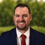 REID YODER, Schrader auction agent