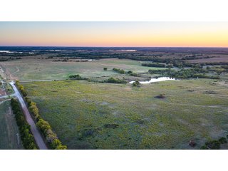 Property photo 9 - LAKE McMURTRY TROPHY WHITETAIL, RECREATIONAL LAND & PRODUCING MINERALS AUCTION
