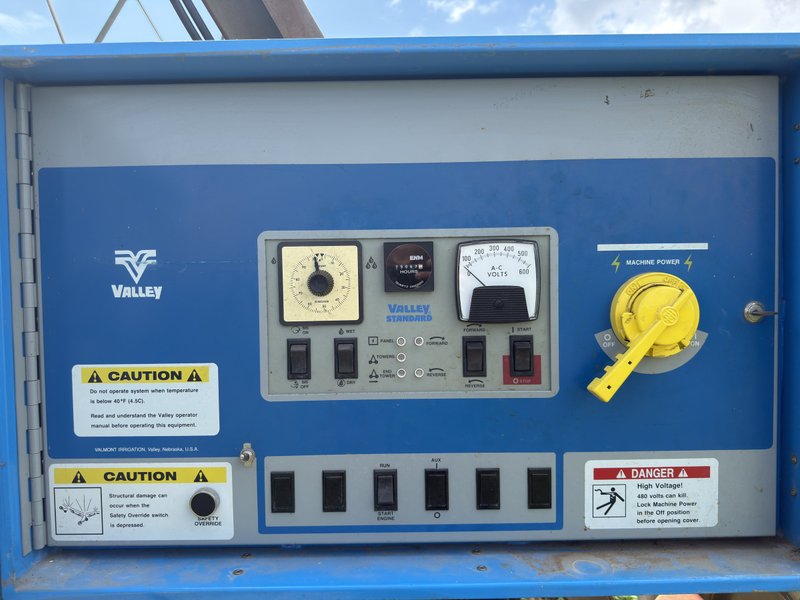 Tract 18, Towable pivot: Control panel (Valley Standard)