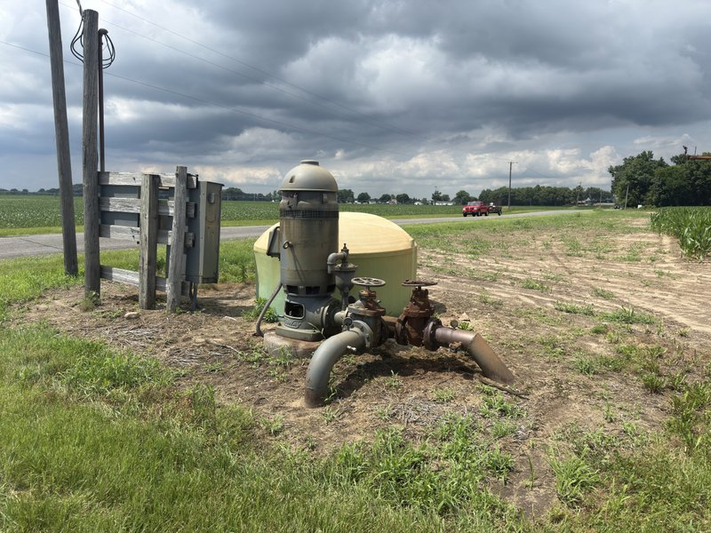 Tract 18, Towable pivot: Pump