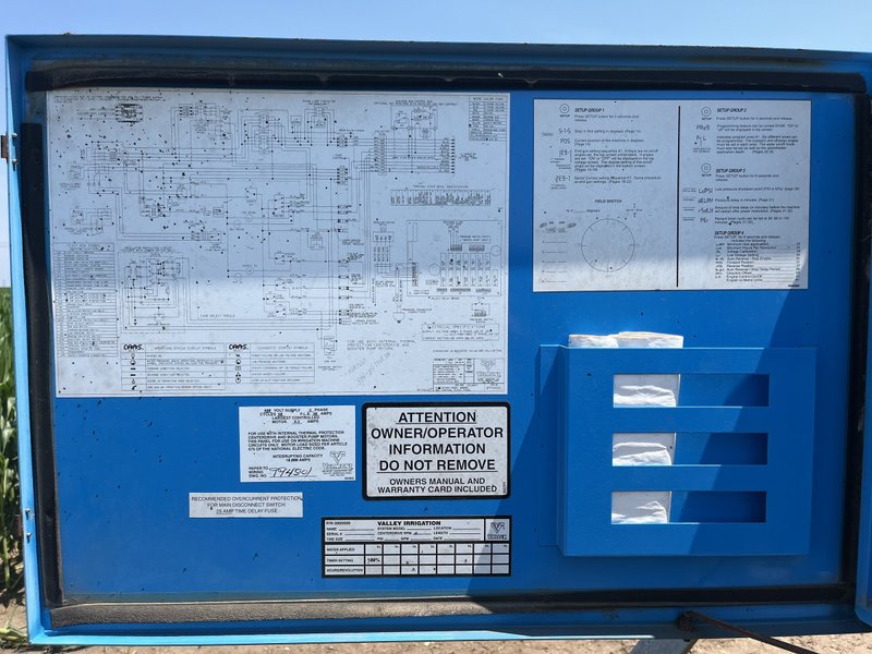 Tract 6, Central pivot: Inside of the panel door