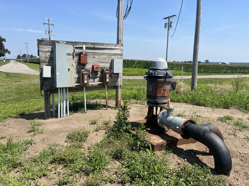 Tract 8, Northeast pivot: Pump